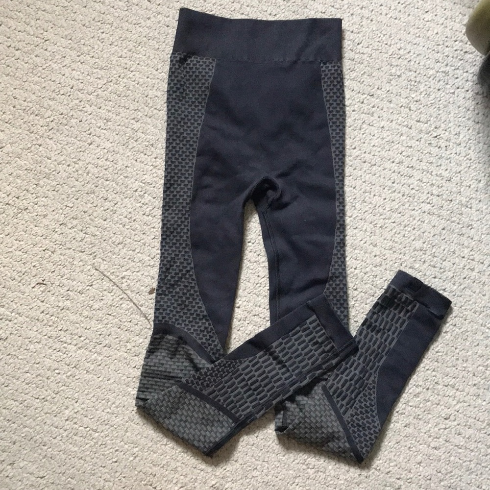 Lululemon About That Base Baselayer Tight